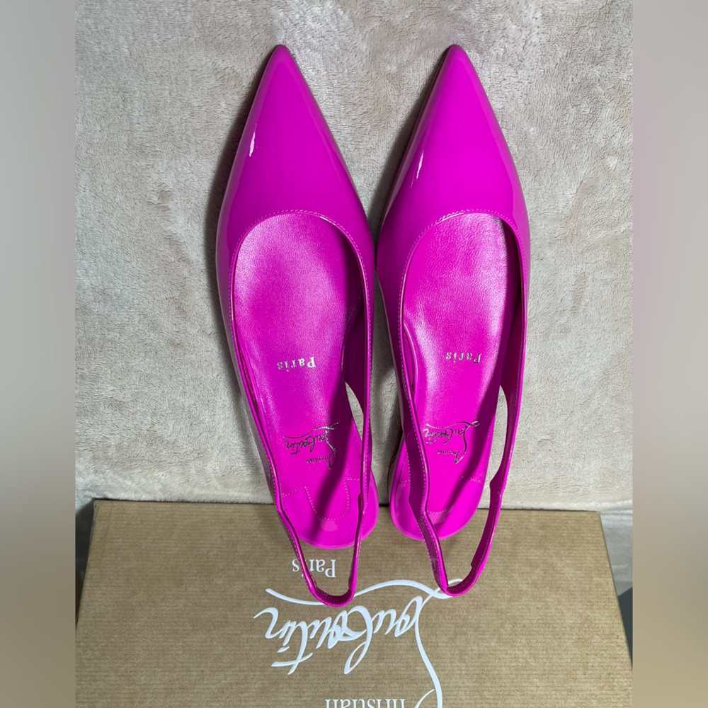 Christian Louboutin HOT CHICKITA FLATS - Picture 3 of 5